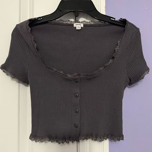 GARAGE💜Purple Lace Button-Up Crop Top